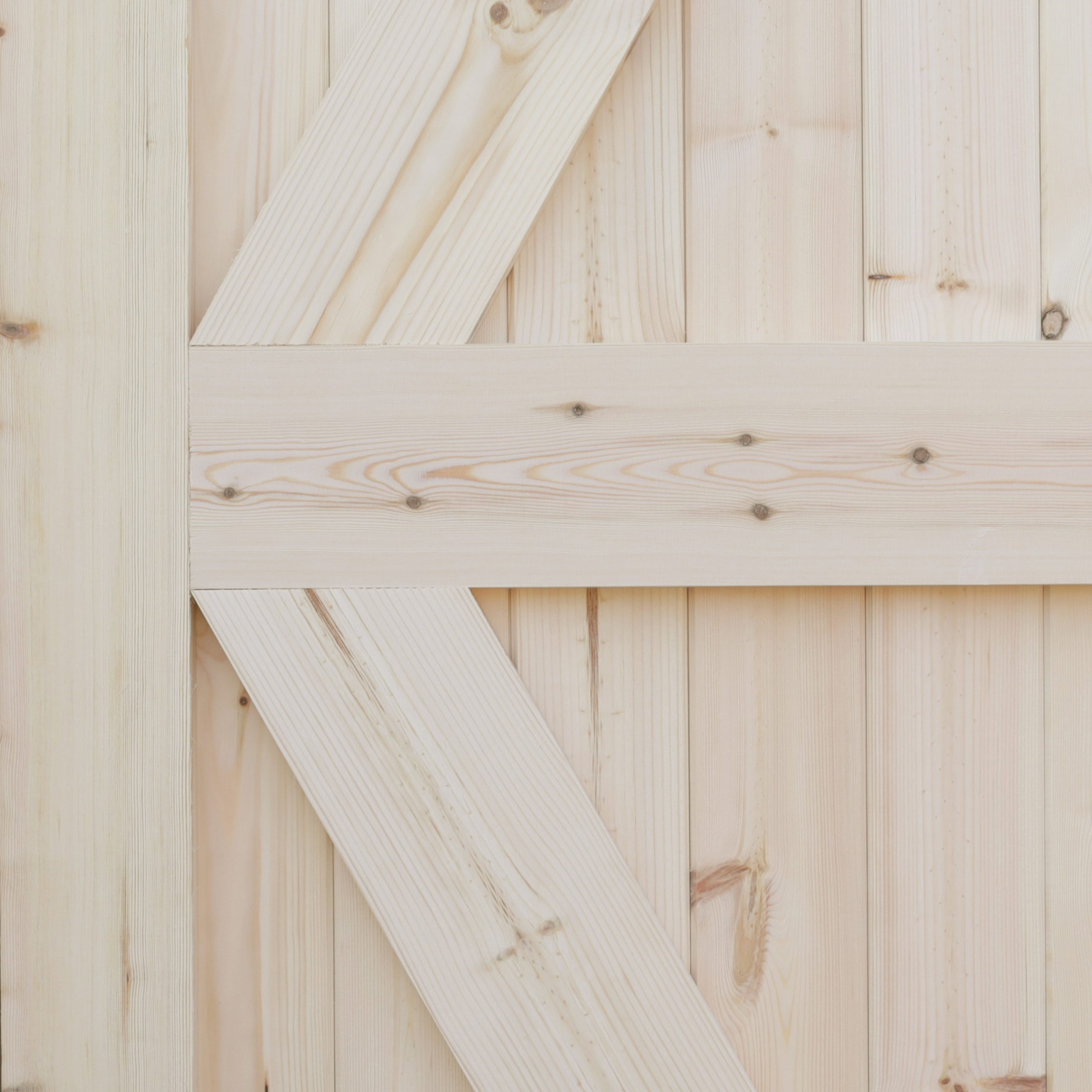(FLB)-Door-Gate_close-up-back 1
